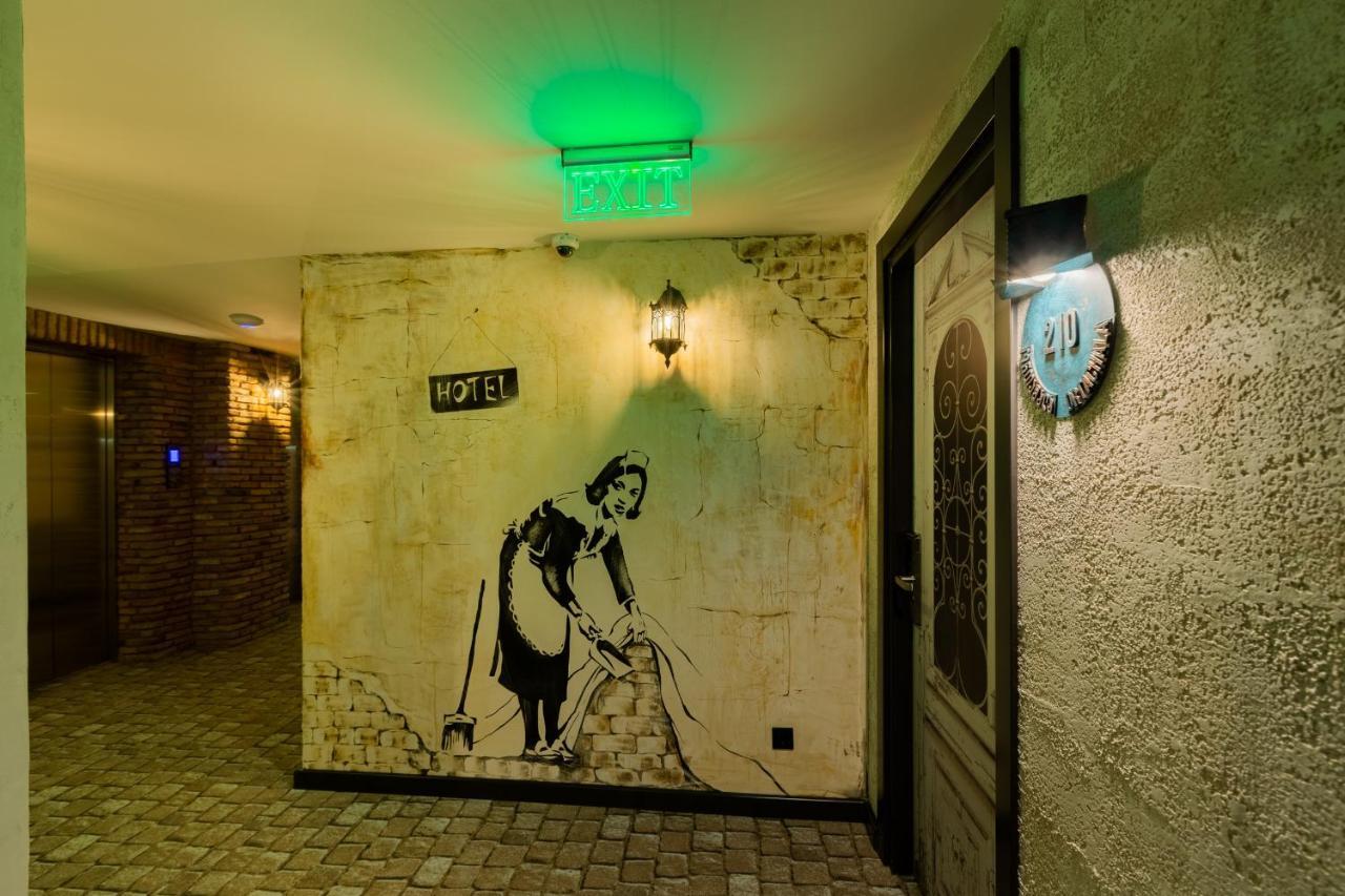 Biography Design Tbilisi Hotel Exterior foto