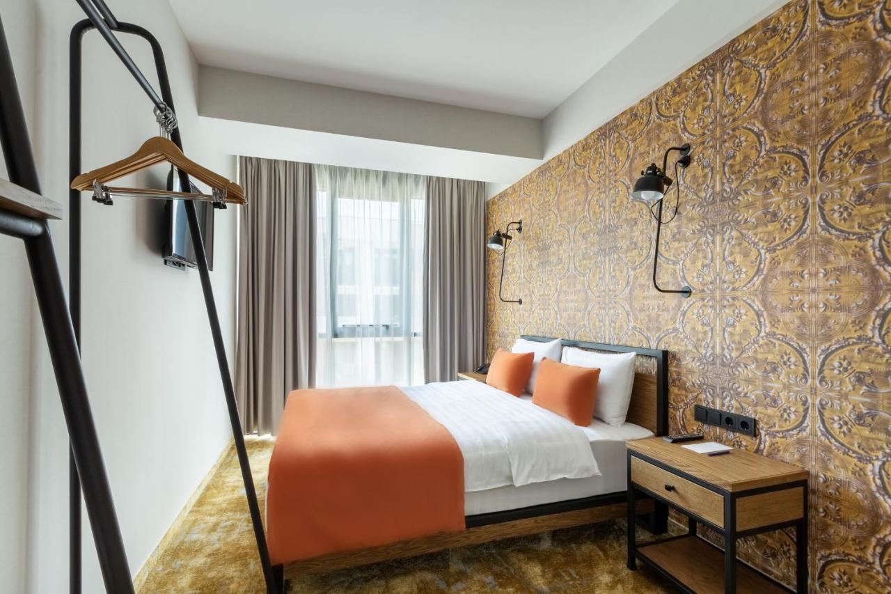 Biography Design Tbilisi Hotel Exterior foto