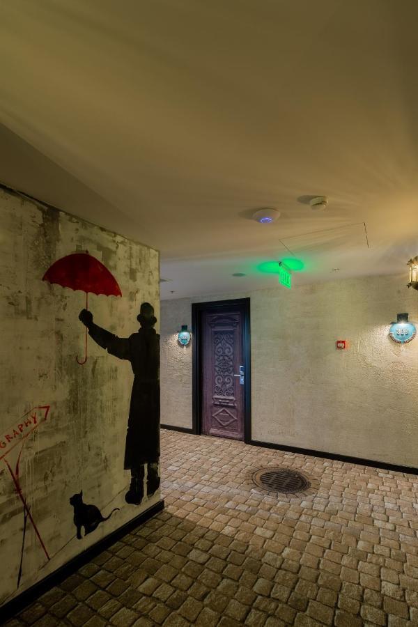Biography Design Tbilisi Hotel Exterior foto